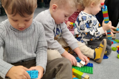 470204962_1049961160480462_1564256572986288399_n