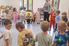 550819871_1287111616765414_3411497967389419629_n