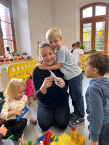 Jesienne zabawy z mamą Antosia